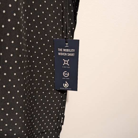 Men Shirts - Picture 2 of 3